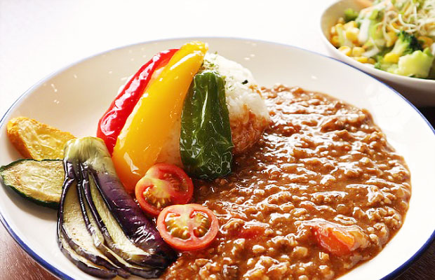 夏野菜のキーマカレー