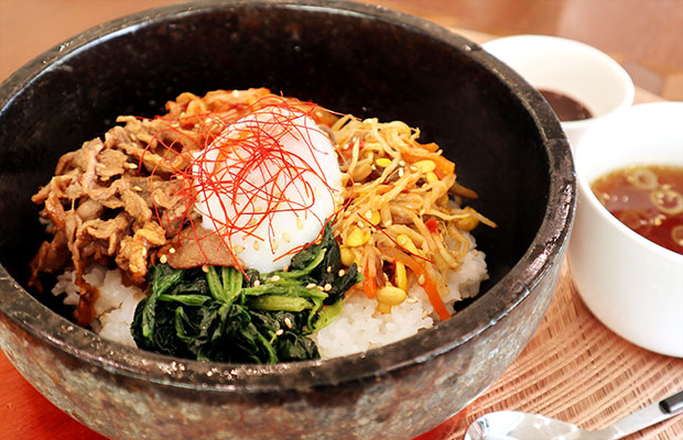 石焼ビビンバ