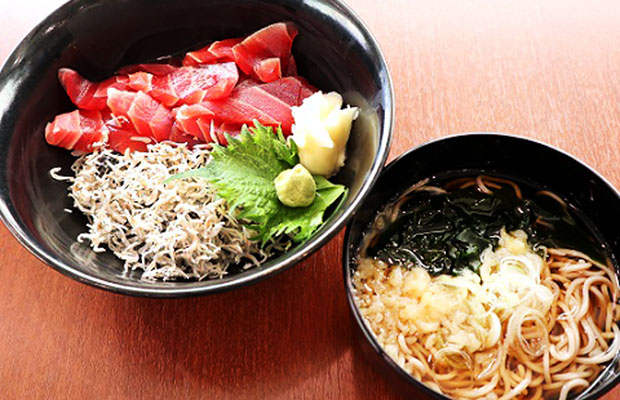 二色丼とミニそばセット